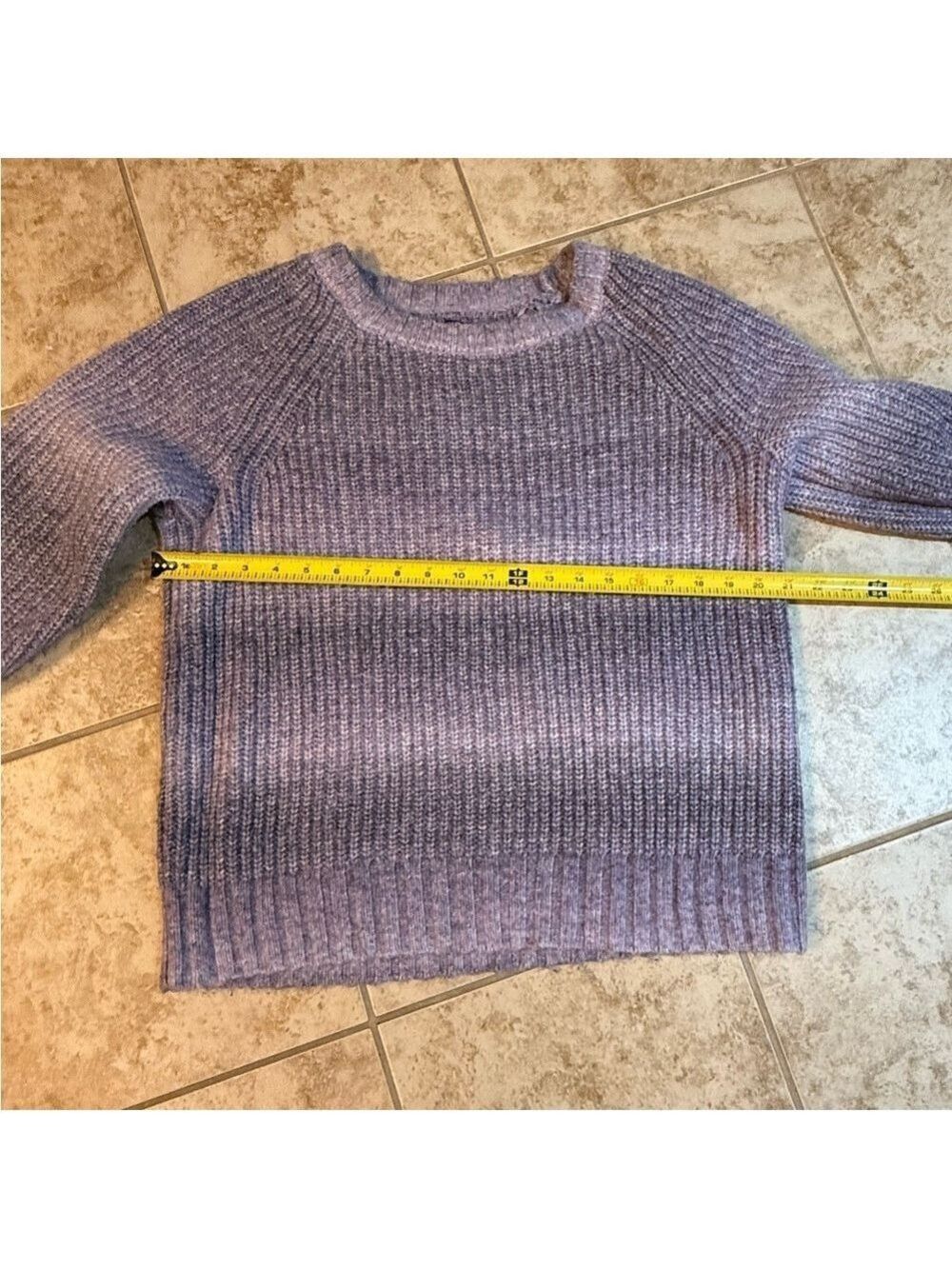 GAP heavy warm sweater! - Picture 2 of 5